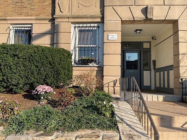 Building Photo - 246 S Huntington Ave