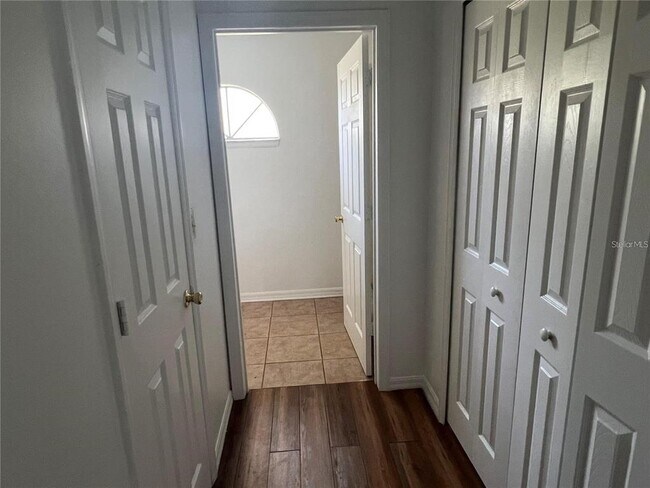 Building Photo - 270 Chadworth Dr