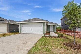 Building Photo - 1141 Northfield Dr