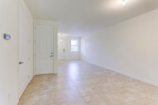 Building Photo - 4022 Devenshire Ct