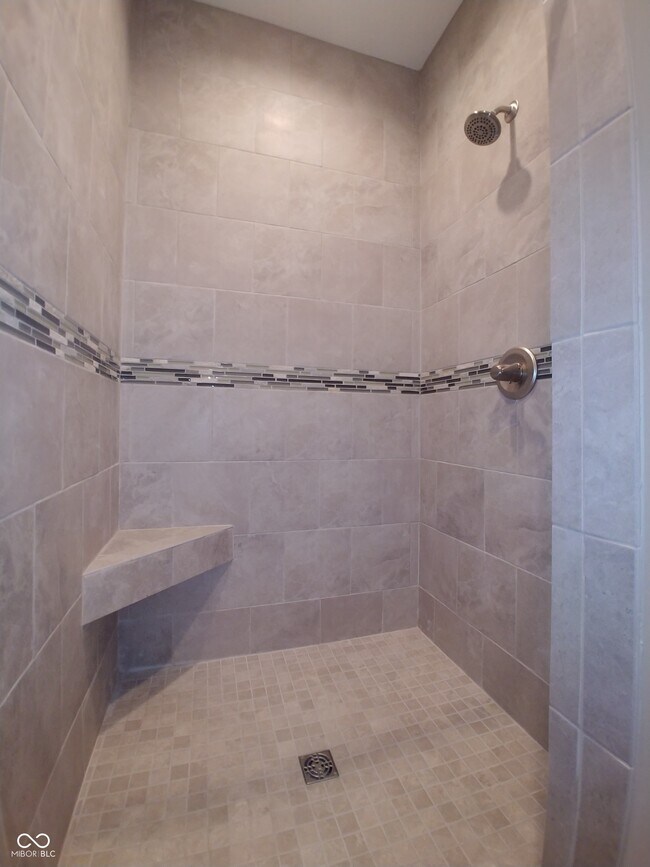 Building Photo - 818 Bluegrass Trail