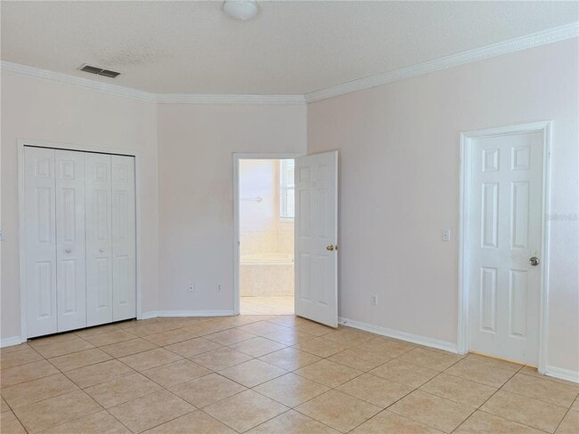 Building Photo - 5114 Santa Ana Dr