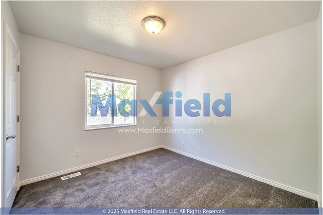 Building Photo - LEASE SPEICAL: $500 OFF!! Saratoga Springs - Harvest Hills - 5 Bedroom 3 Bath - Pet Friendly