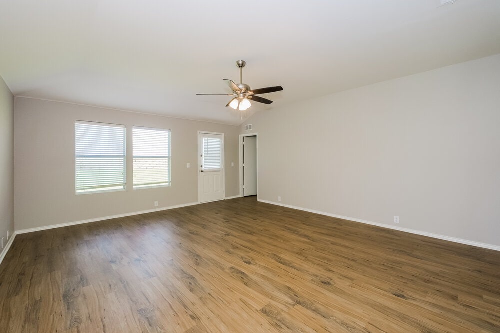 Building Photo - 4700 Rhone Dr