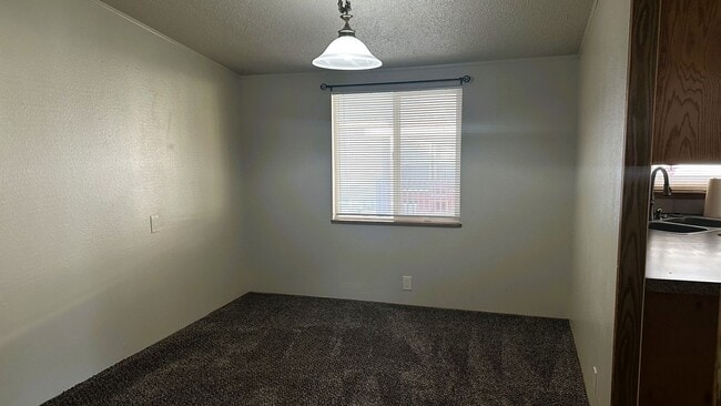 Building Photo - 3 Bedroom Manufactured Home in 55+Older