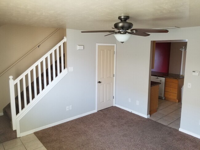 Building Photo - 550 Pheasant Ridge Dr