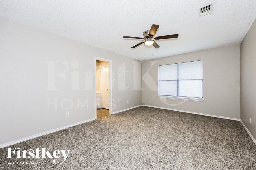 Building Photo - 3944 Misty Meadow Dr