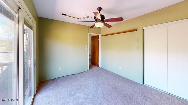 Building Photo - 5081 N Bear Canyon Rd