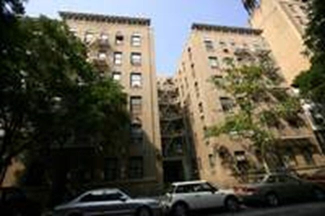 Primary Photo - 111 West 16th Street