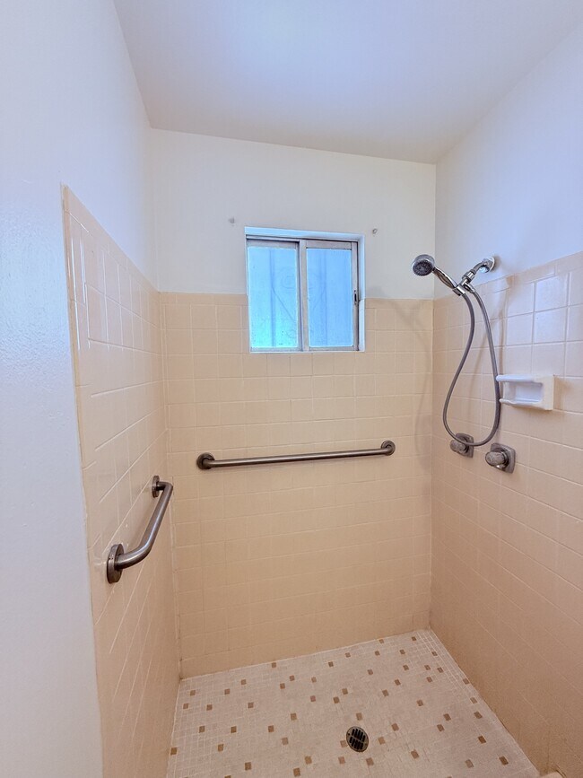 Building Photo - 4834 N Los Altos Pl