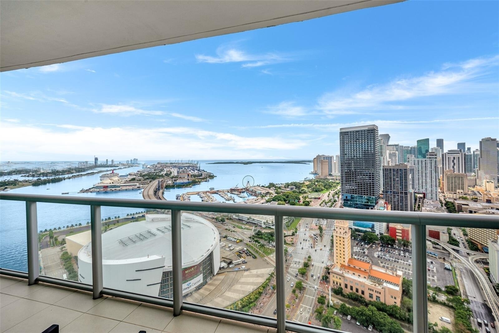 Building Photo - 888 Biscayne Blvd