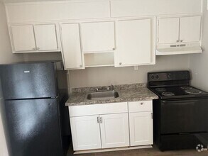 Building Photo - Fantastic Emory area location on Shuttle R...