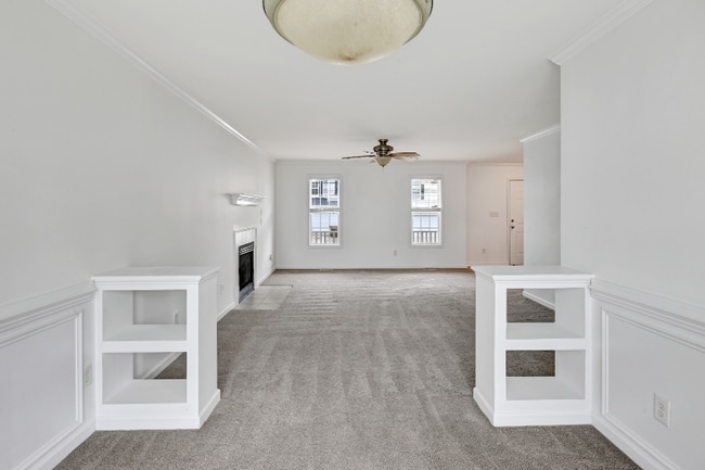 Building Photo - 145 Fountain Springs Rd