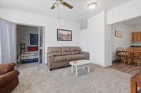 Building Photo - 203 6th Ave S