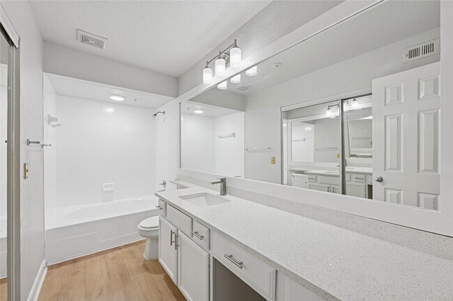 Building Photo - 10990 West Rd