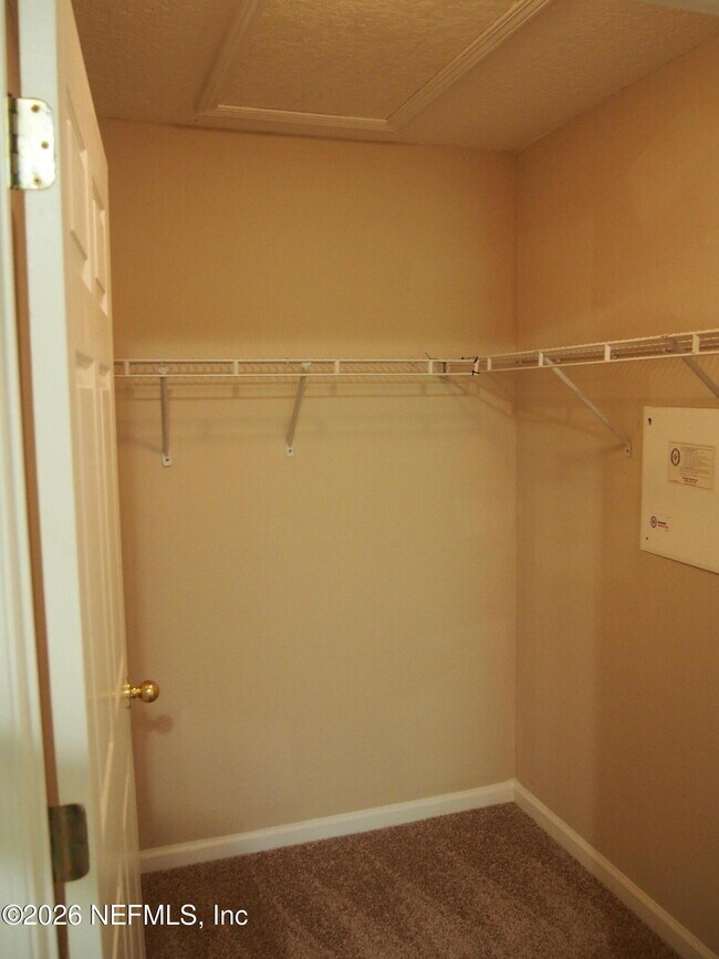 Building Photo - 7920 Merrill Rd