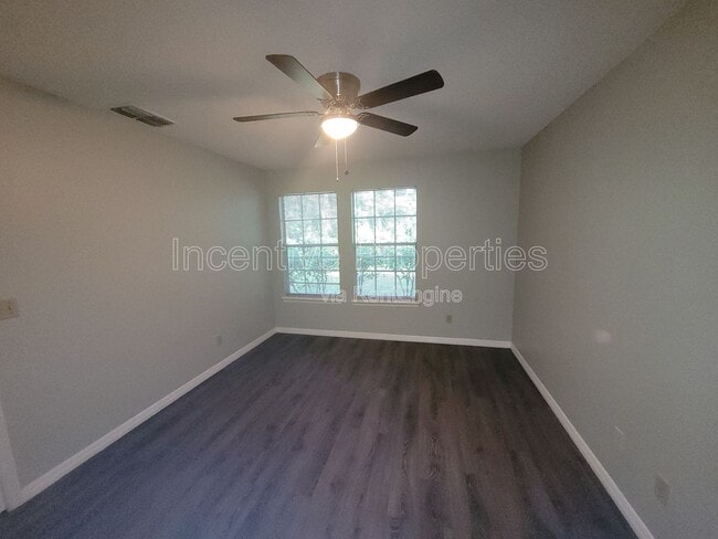 Building Photo - 5956 Westgate Dr