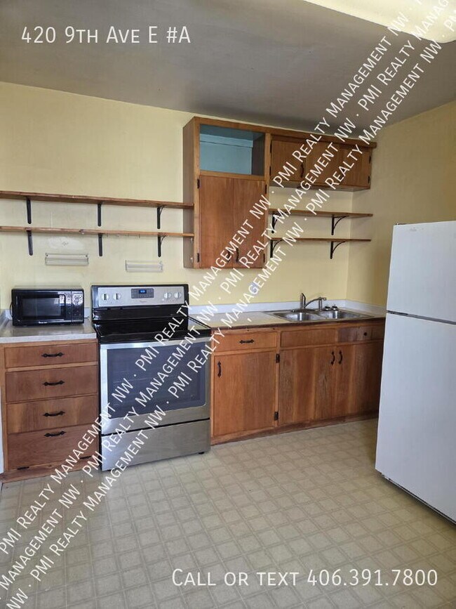 Building Photo - 420 9th Ave E N
