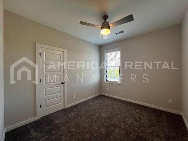 Building Photo - Home for rent in Hoover! Available to View Now!!!