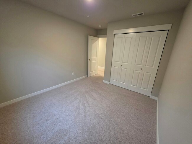 Building Photo - 21118 Meridian Dr SE