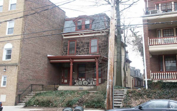 Primary Photo - 4420 Osage Ave
