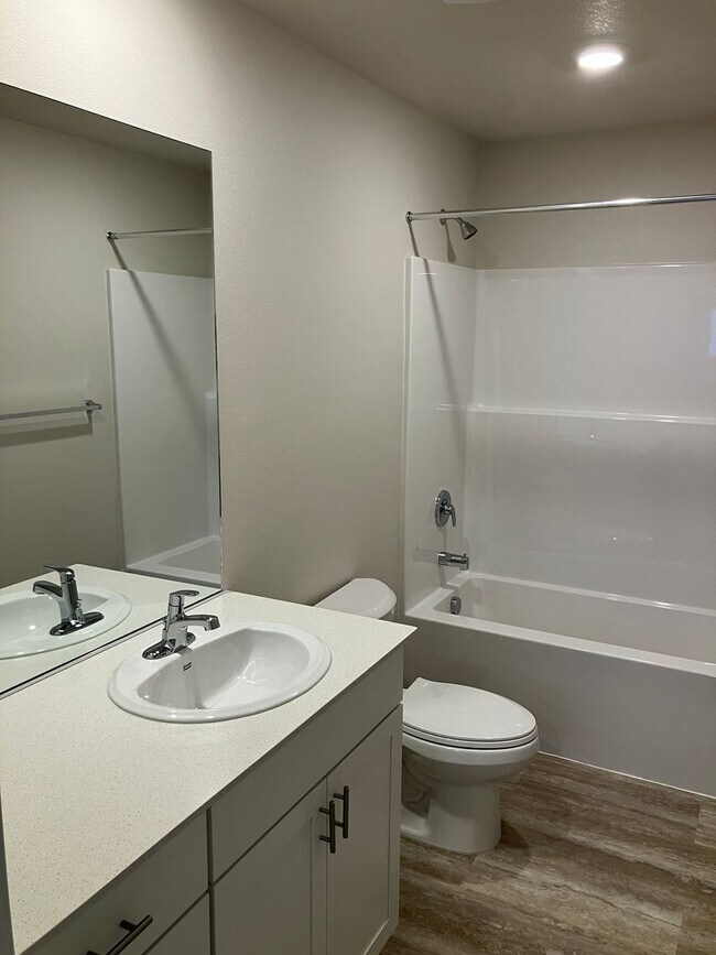 Building Photo - Brand New Three Bedroom Home in East Park Village!