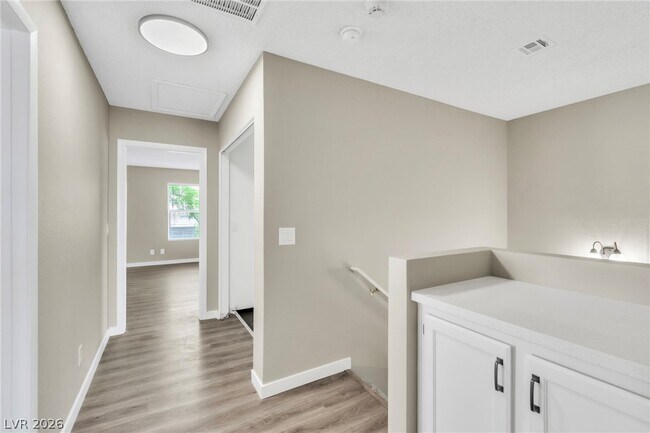 Building Photo - 2313 Tinsley Ct