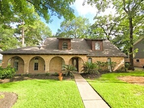 Building Photo - 12702 Ravensway Dr