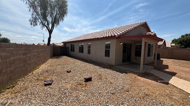 Building Photo - 15070 N 150th Ln