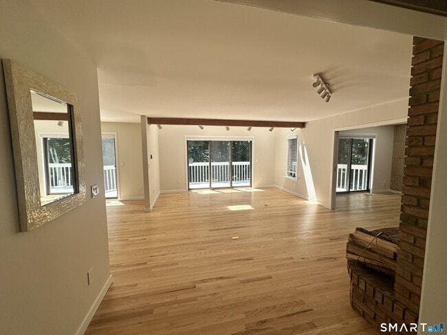 Building Photo - 19 Brookhill Ln