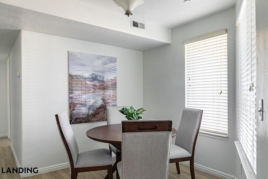 Building Photo - 5657 W Barn Rd