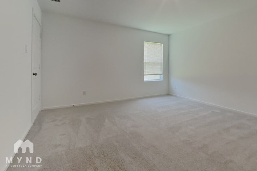 Building Photo - 944 Capracotta Dr