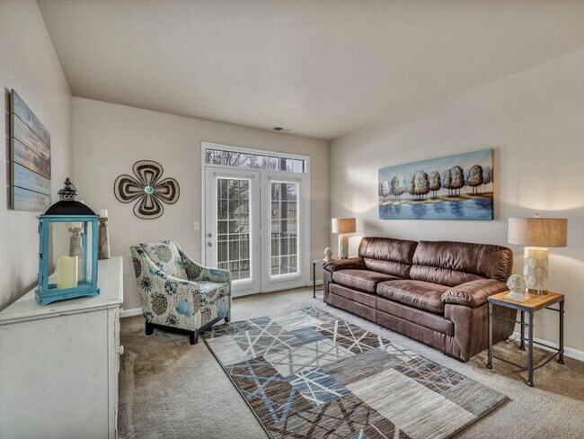 Building Photo - Castle Schools*********Large 2 Bedroom 2 Bath**********Newburgh Indiana Living