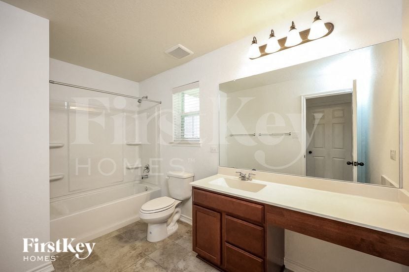 Building Photo - 15403 Daystar Pass