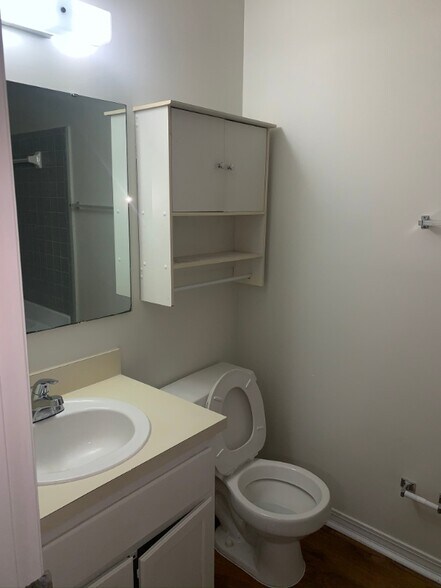 Building Photo - 4285 Melissa Ct W