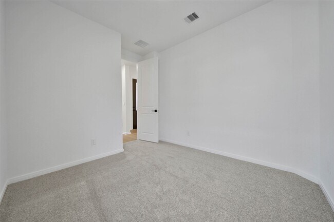 Building Photo - 42710 Loma Vista Ct