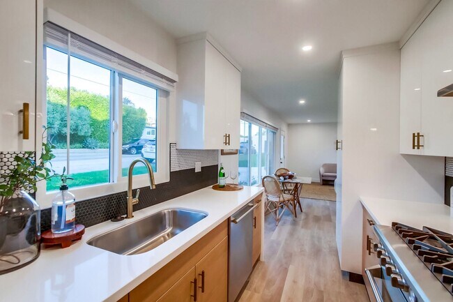 Interior Photo - The Leland – Luxury Interiors. Coastal Energy. Fully Pet-Friendly Living in La Jolla.