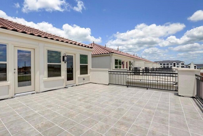 Building Photo - 13615 Teal Bluff Ln