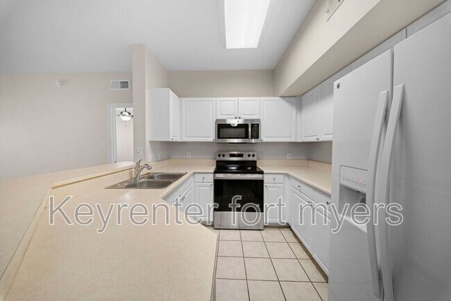 Building Photo - 11400 Ocean Walk Dr