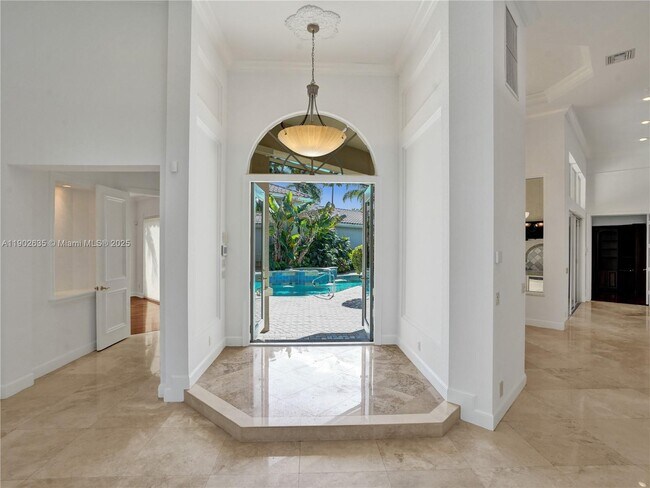 Building Photo - 16291 Bristol Pointe Dr