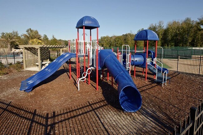 Building Photo - 7916 SW 80th Dr