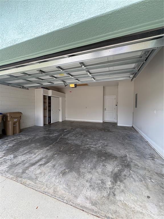 Building Photo - 3108 Dasha Palm Dr