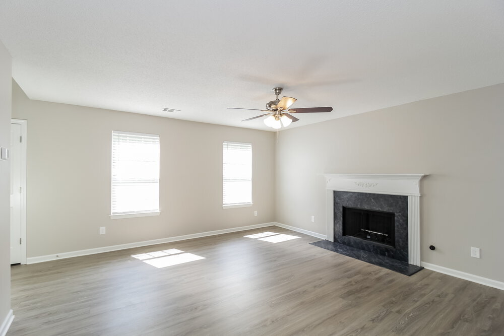 Building Photo - 4548 White Rd