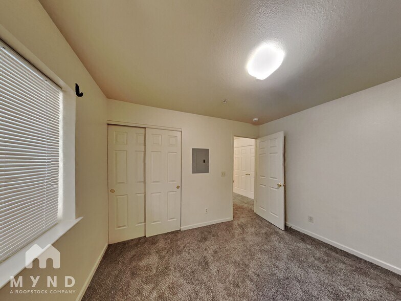 Building Photo - 954 Berrum Ln