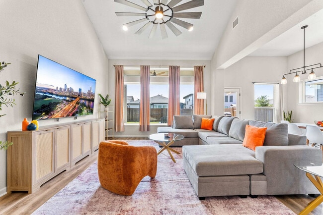 Building Photo - 8512 Bestride Bend