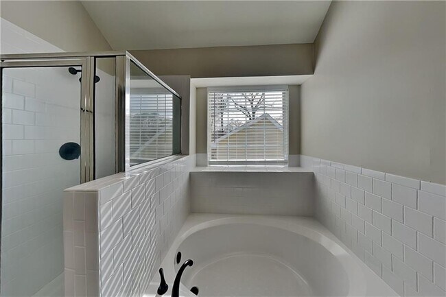 Building Photo - 110 Pine Rise Ct