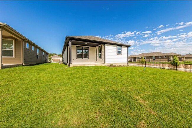 Building Photo - 201 Coachsmith St