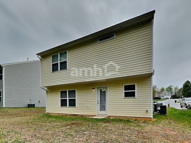 Building Photo - 4159 Field Crossing Dr