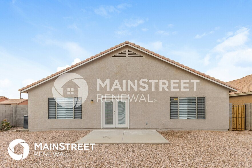 Building Photo - 9008 W Yale St