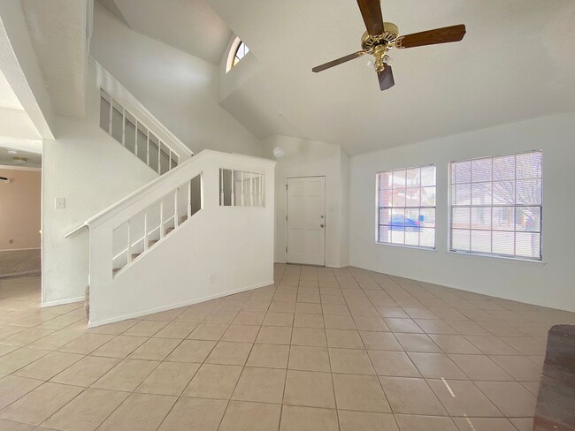 Building Photo - Northeast El Paso 3 Bed Refrig A/C